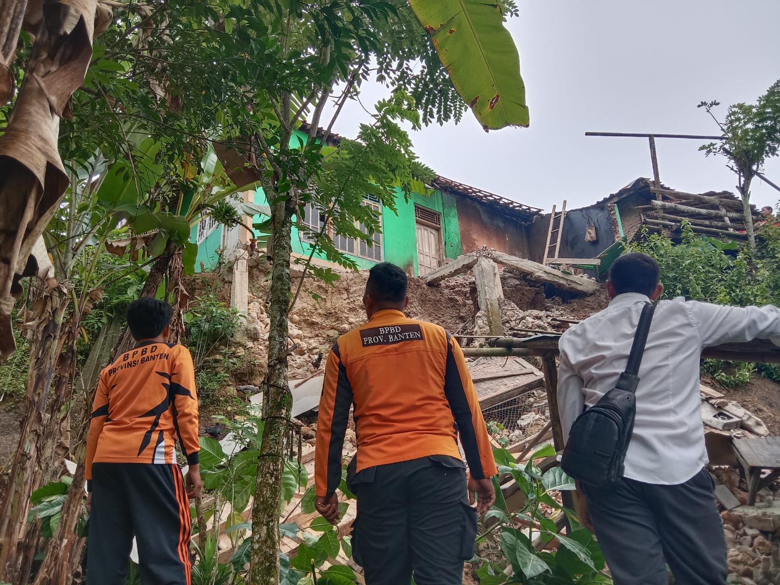 ASSESSMENT TANAH LONGSOR DI KECAMATAN BOJONGMANIK