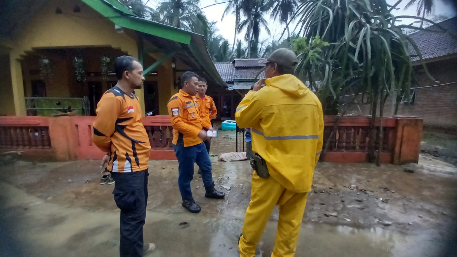 Monitoring Luapan Sungai Cidangdang