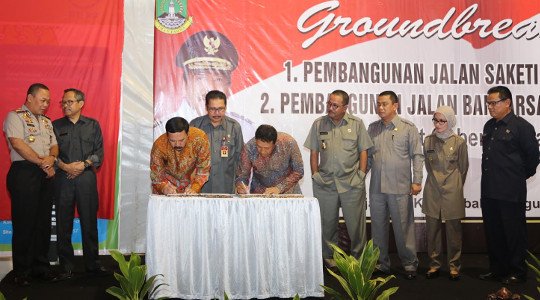 JALAN KE BANTEN SELATAN SEPANJANG 45KM SIAP DIBANGUN